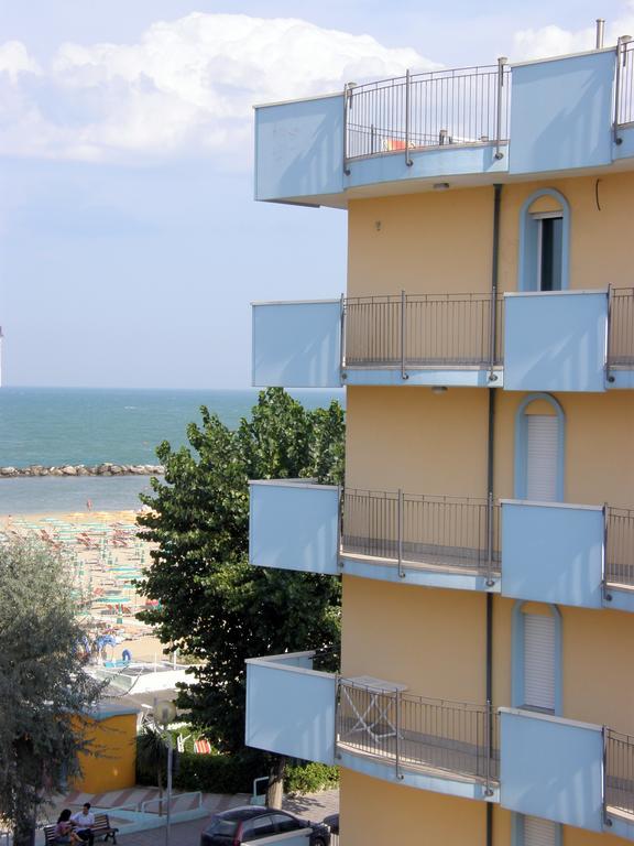 Residence Frontemare 里米尼 外观 照片